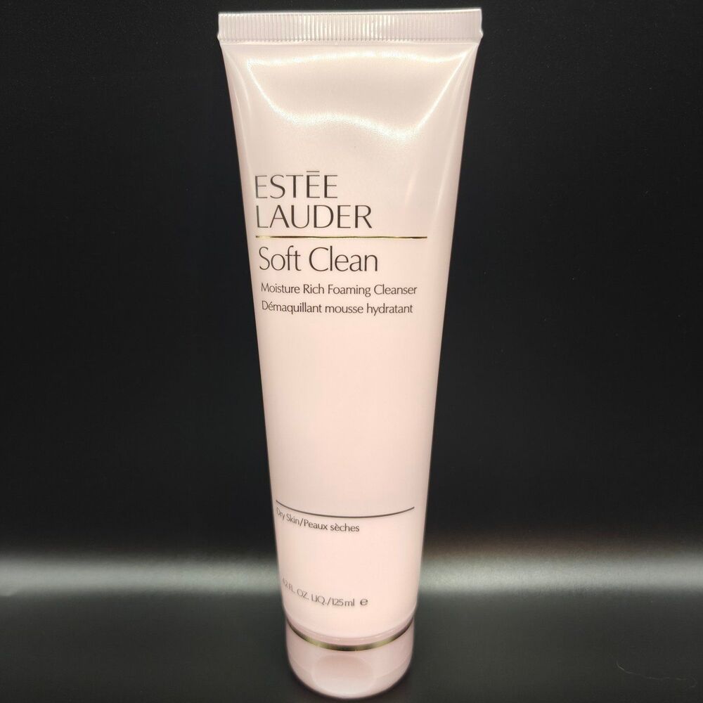 Brand new Estée Lauder Soft clean moisture rich foaming cleanser 4.2oz